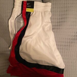 Men’s Nike Loose Fit Basketball Shorts XL NWT